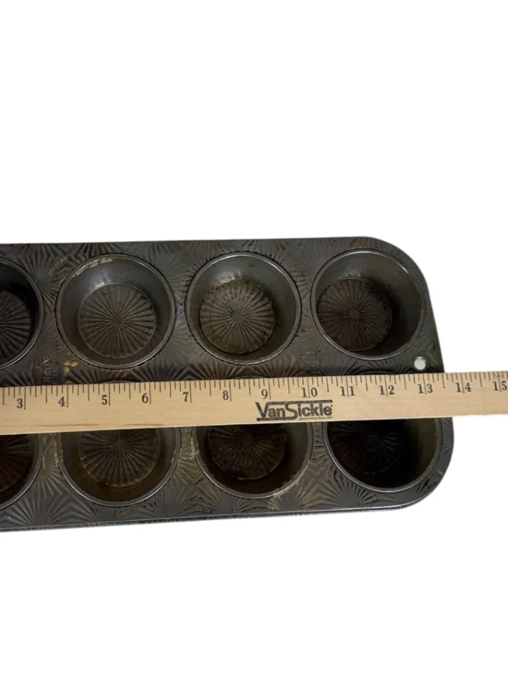 Vintage Echo Starburst Muffin‎ Tin
